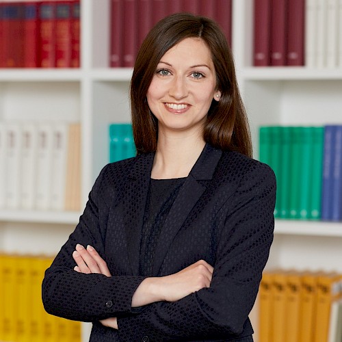 Dr. Anja Wiedemann